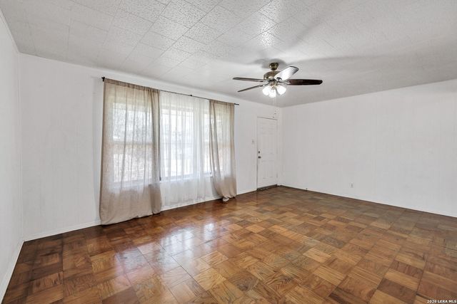 331 Saipan Pl, San Antonio, TX 78221