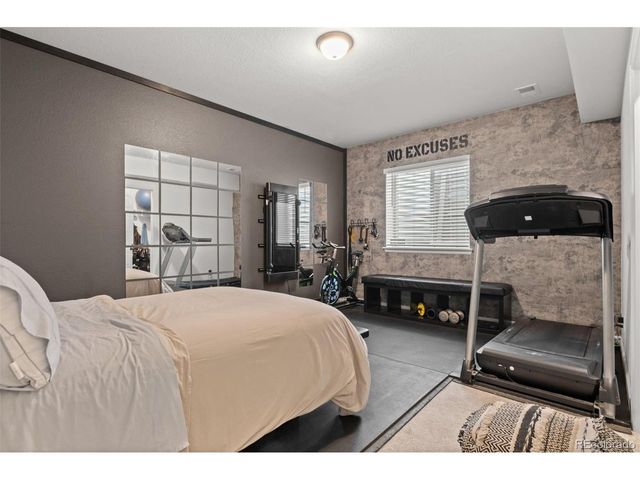 24601 E 37th Ave, Aurora, CO 80019