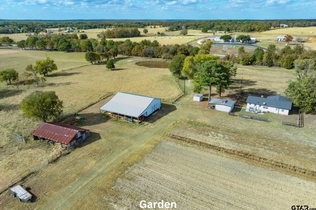 8612 FM 1616, Athens, TX 75752