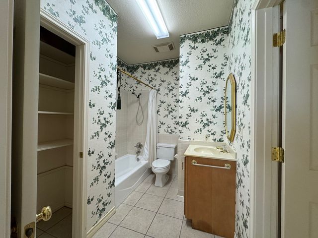 5 Woodhaven Circle, Abilene, TX 79605