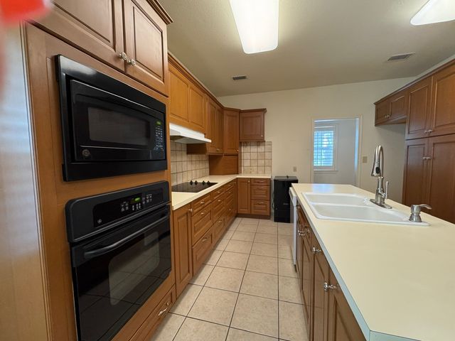 5 Woodhaven Circle, Abilene, TX 79605