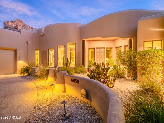6050 N 52nd Place, Paradise Valley, AZ 85253