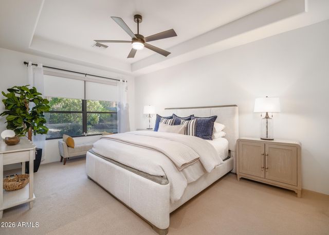 6050 N 52nd Place, Paradise Valley, AZ 85253