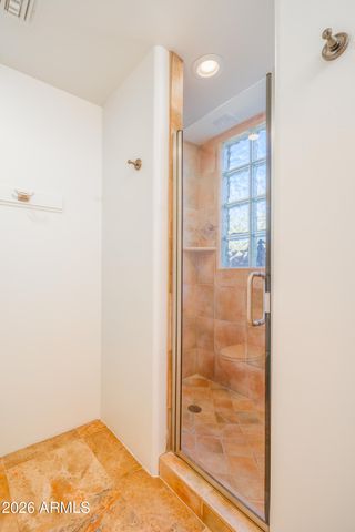 6050 N 52nd Place, Paradise Valley, AZ 85253