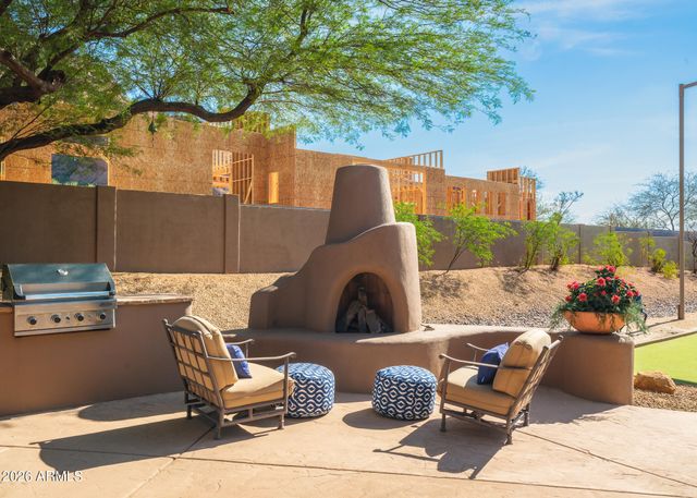 6050 N 52nd Place, Paradise Valley, AZ 85253