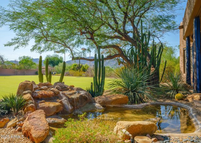6050 N 52nd Place, Paradise Valley, AZ 85253
