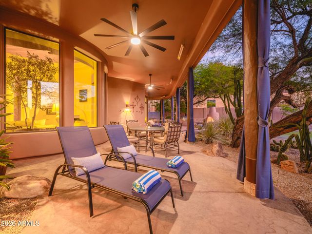 6050 N 52nd Place, Paradise Valley, AZ 85253