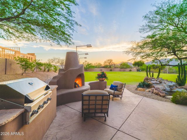 6050 N 52nd Place, Paradise Valley, AZ 85253