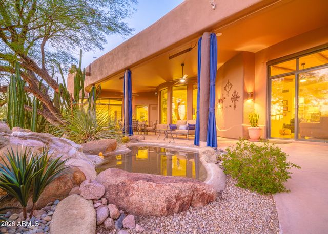 6050 N 52nd Place, Paradise Valley, AZ 85253
