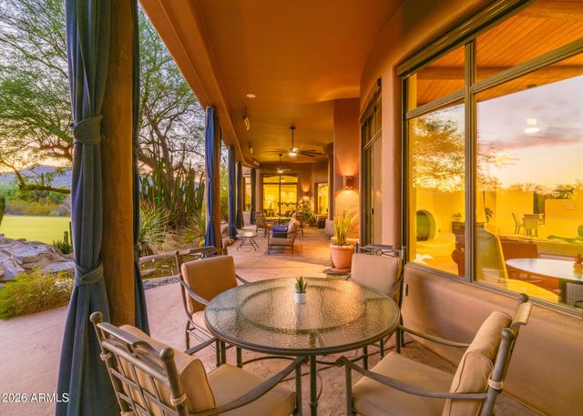 6050 N 52nd Place, Paradise Valley, AZ 85253