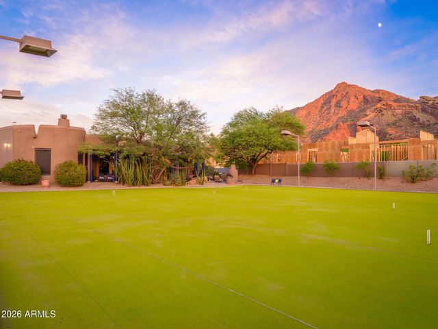 6050 N 52nd Place, Paradise Valley, AZ 85253