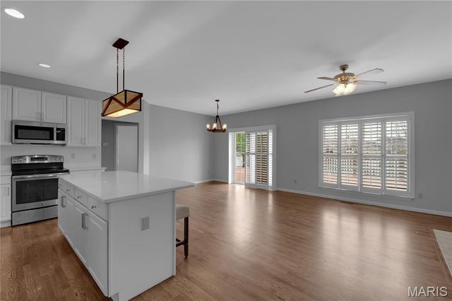 18 Bayberry Meadows Court, O'fallon, MO 63366