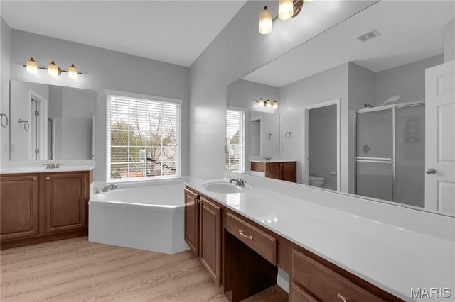 18 Bayberry Meadows Court, O'fallon, MO 63366