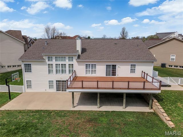 18 Bayberry Meadows Court, O'fallon, MO 63366