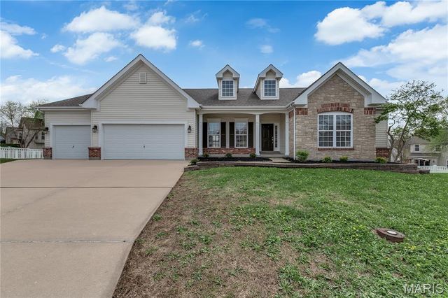 18 Bayberry Meadows Court, O'fallon, MO 63366