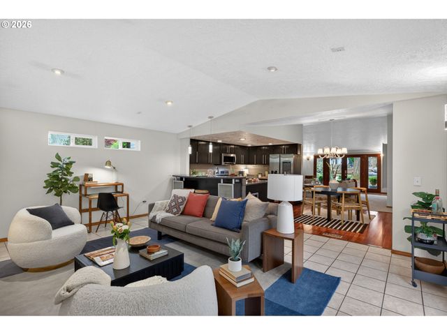 5615 Se OAK St, Portland, OR 97215