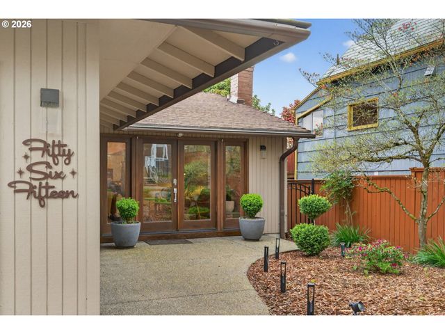 5615 Se OAK St, Portland, OR 97215