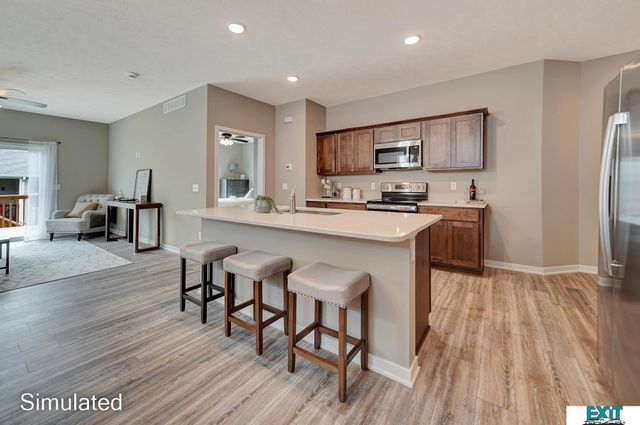 8517 Lost Arrow Court, Lincoln, NE 68507