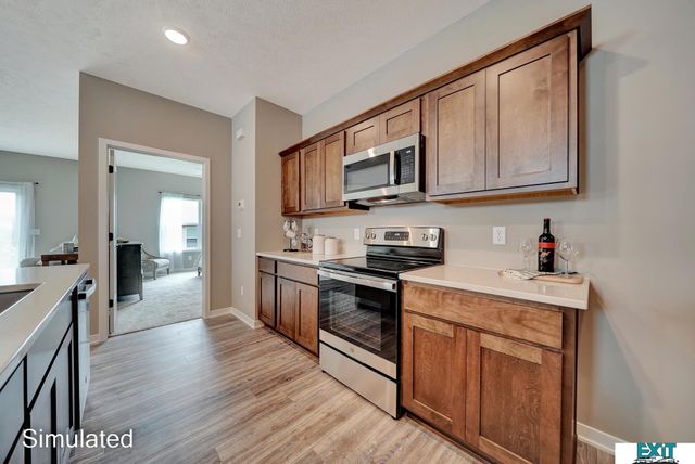 8517 Lost Arrow Court, Lincoln, NE 68507