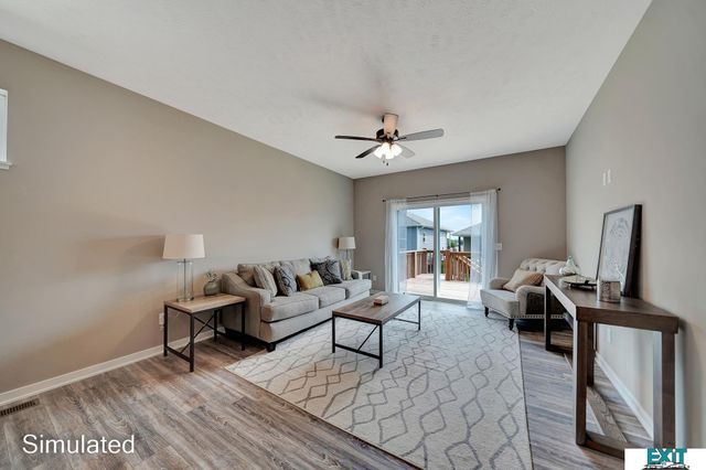 8517 Lost Arrow Court, Lincoln, NE 68507