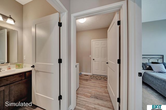 8517 Lost Arrow Court, Lincoln, NE 68507