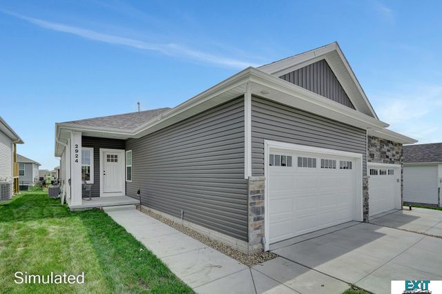 8517 Lost Arrow Court, Lincoln, NE 68507