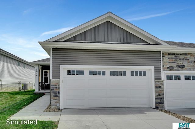 8517 Lost Arrow Court, Lincoln, NE 68507