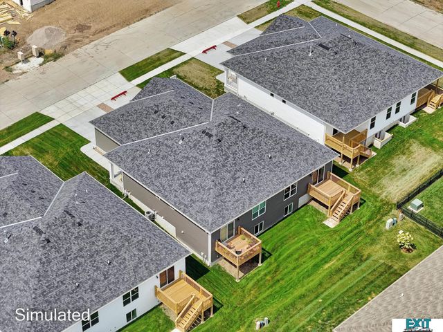 8517 Lost Arrow Court, Lincoln, NE 68507