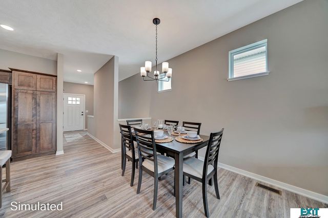 8517 Lost Arrow Court, Lincoln, NE 68507