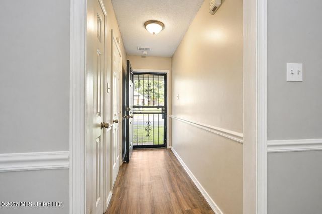 6411 Kristen Drive, Olive Branch, MS 38654