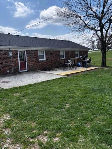 325 Goodlett Road, Salvisa, KY 40372