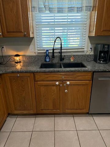 325 Goodlett Road, Salvisa, KY 40372