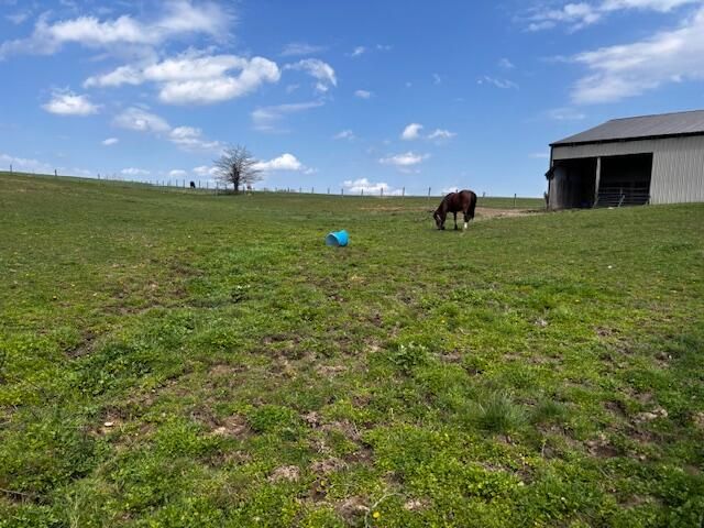 325 Goodlett Road, Salvisa, KY 40372