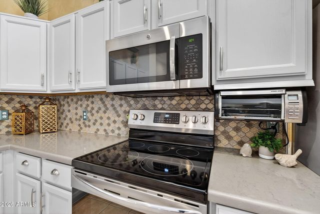 2297 E CATHY Court, Gilbert, AZ 85296