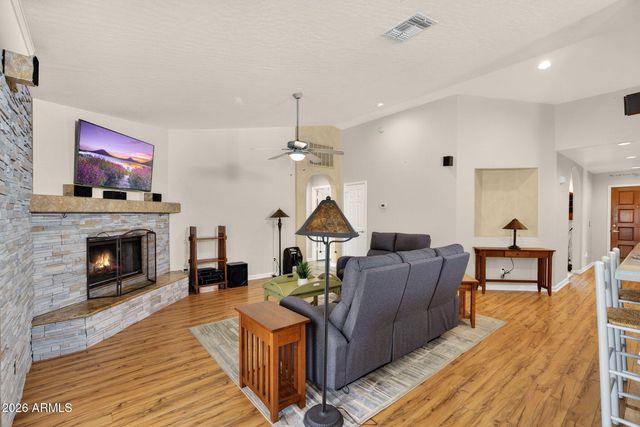 2297 E CATHY Court, Gilbert, AZ 85296