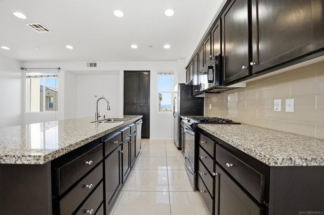 5432 San Roberto, San Diego, CA 92154