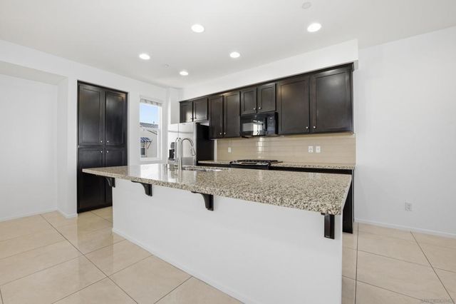 5432 San Roberto, San Diego, CA 92154