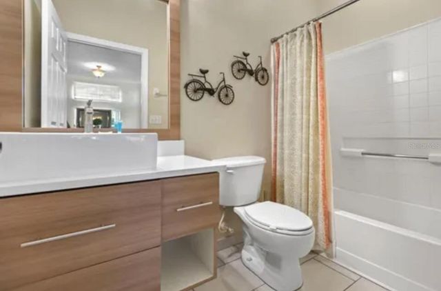 8416 BLUE LAGOON DRIVE, Kissimmee, FL 34747