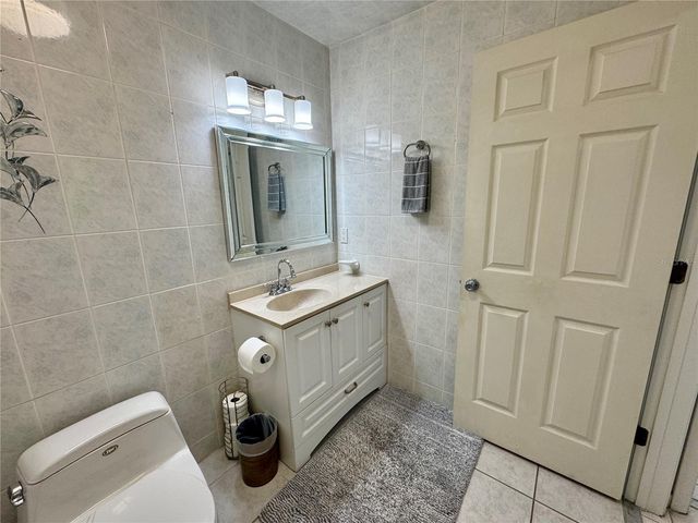 5800 SAGUNTO STREET, Orlando, FL 32807