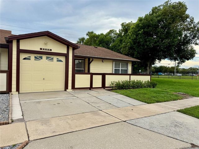 5800 SAGUNTO STREET, Orlando, FL 32807