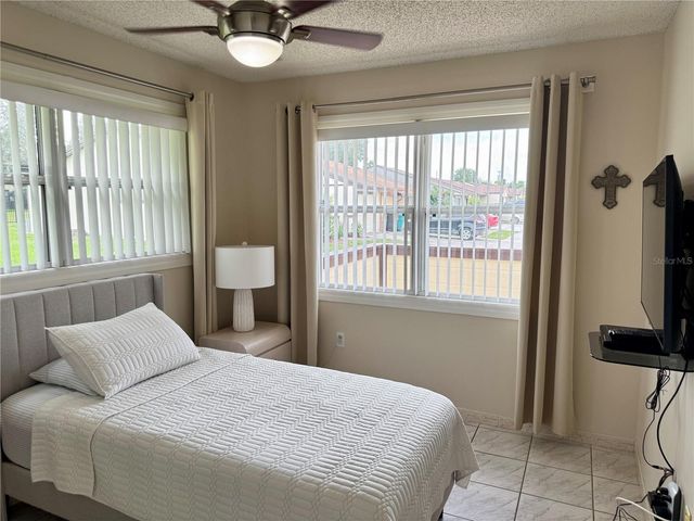 5800 SAGUNTO STREET, Orlando, FL 32807
