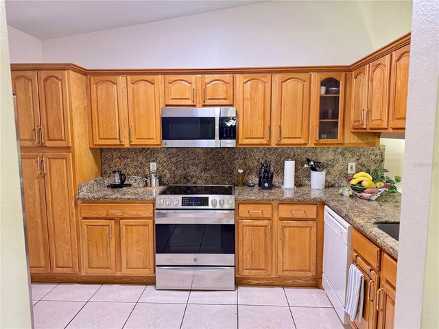 5800 SAGUNTO STREET, Orlando, FL 32807