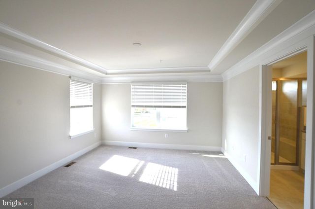 1832 PARHAM WAY, Baltimore, MD 21244