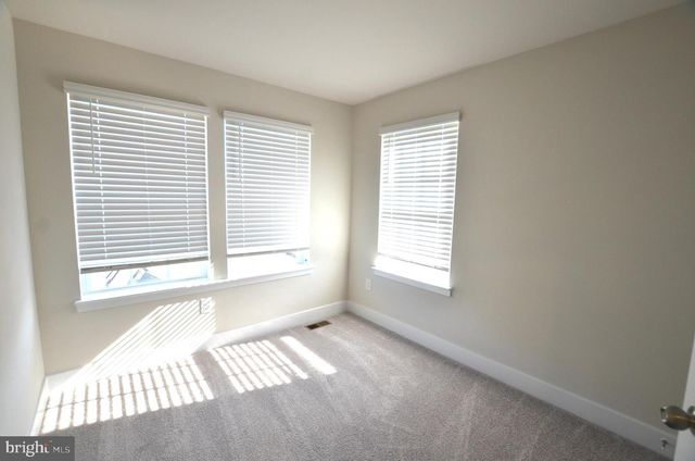 1832 PARHAM WAY, Baltimore, MD 21244