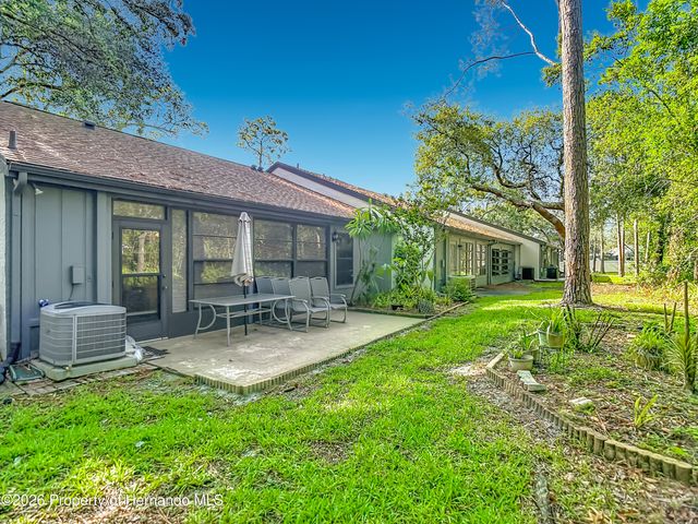 2077 Woodcutter Court, Spring Hill, FL 34606