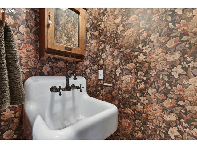 2207 Sw 6TH Ave, Camas, WA 98607