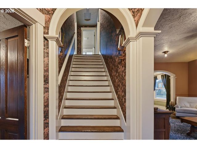 2207 Sw 6TH Ave, Camas, WA 98607