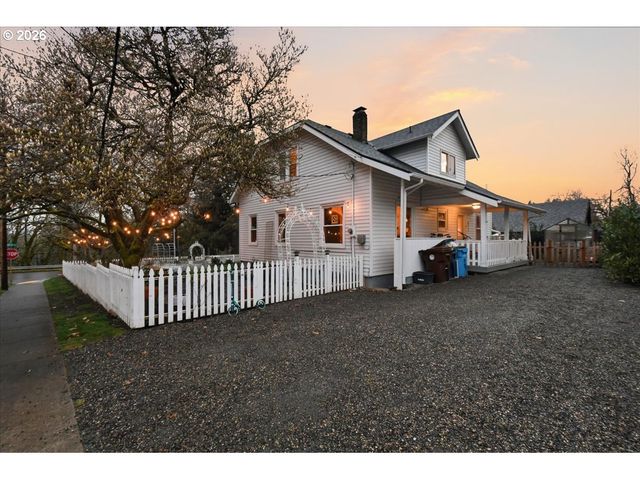 2207 Sw 6TH Ave, Camas, WA 98607