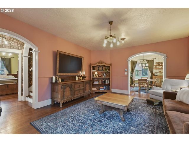 2207 Sw 6TH Ave, Camas, WA 98607