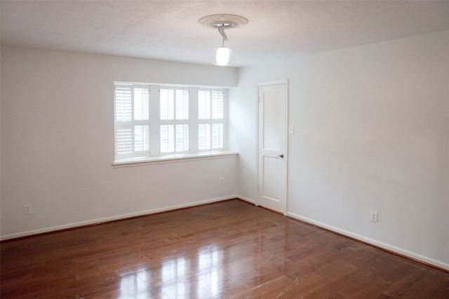 16611 Brenton Oaks Drive, Spring, TX 77379